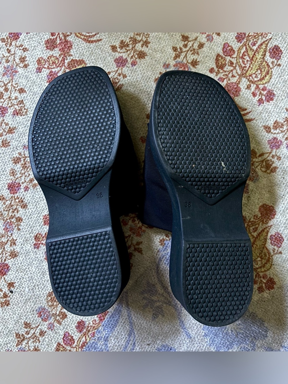 Steve Madden Black Platform Slides - Picture 5 of 5